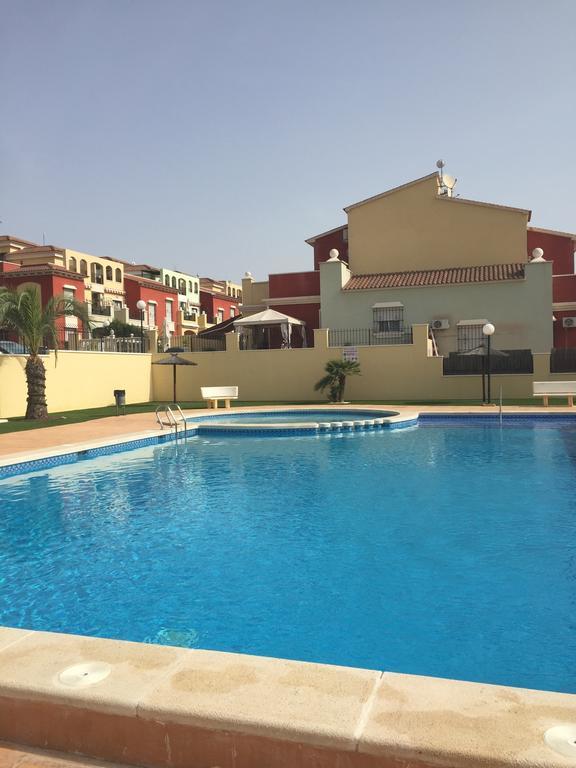 Apartment Altos De La Bahia X Torrevieja Zimmer foto